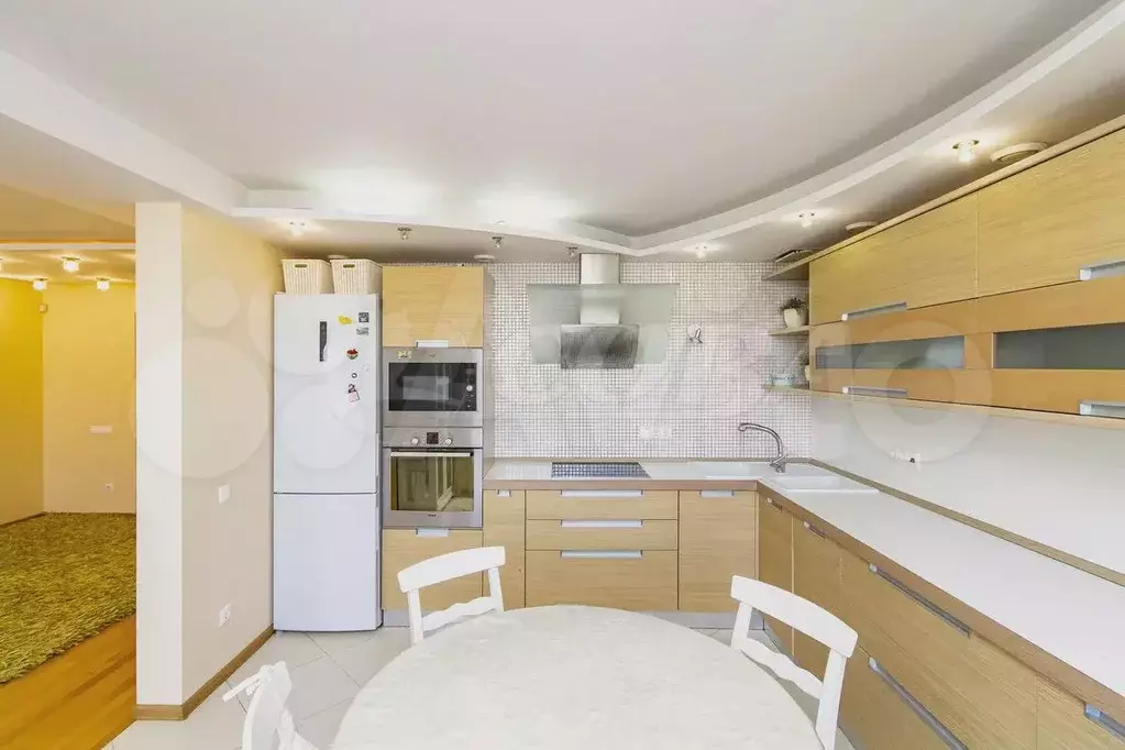 3-к. квартира, 100 м, 10/10 эт. - Фото 1
