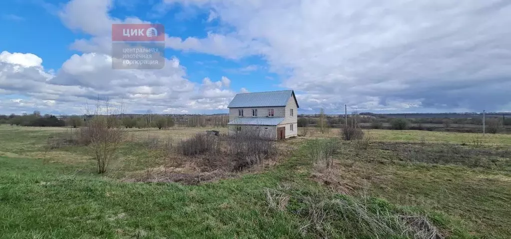 Дом в Рязанская область, Рязанский муниципальный округ, с. Вышгород ... - Фото 1