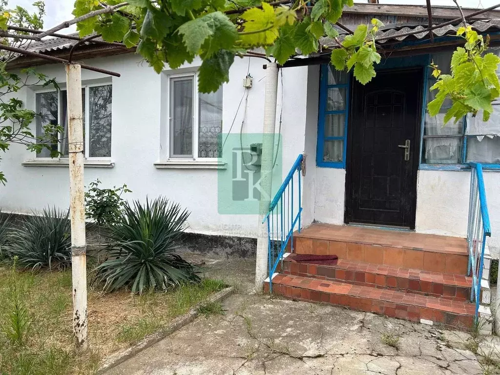 Дом в Севастополь с. Орловка, ул. Школьная, 18 (56 м) - Фото 1