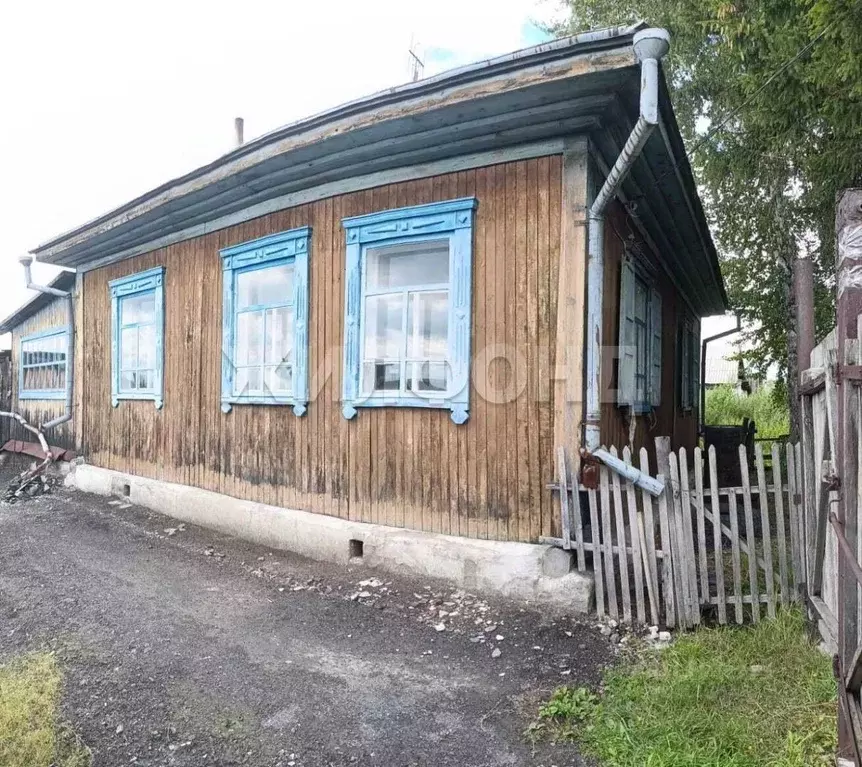 Дом в Новосибирская область, Каргат ул. Гагарина (49 м) - Фото 1