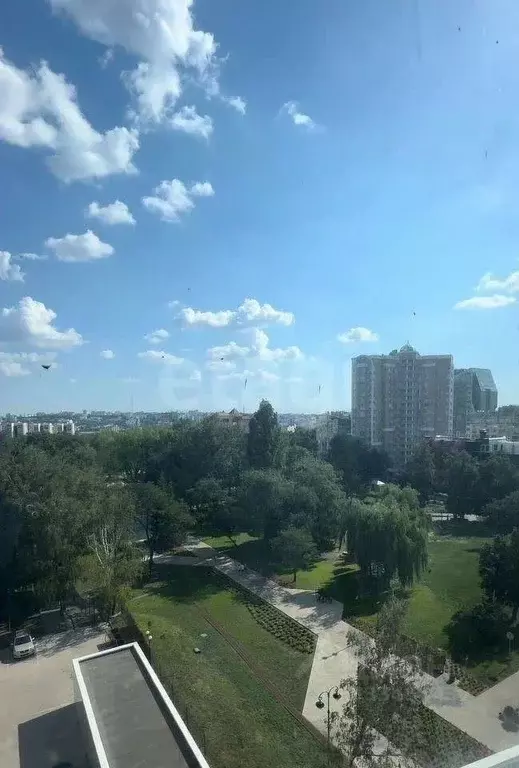 2-к кв. Белгородская область, Белгород Садовая ул., 3А (1100.0 м) - Фото 1