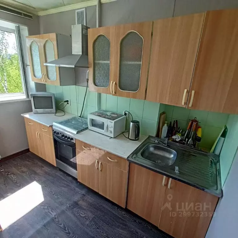2-к кв. Московская область, Щелково Комсомольская ул., 6 (47.0 м) - Фото 0