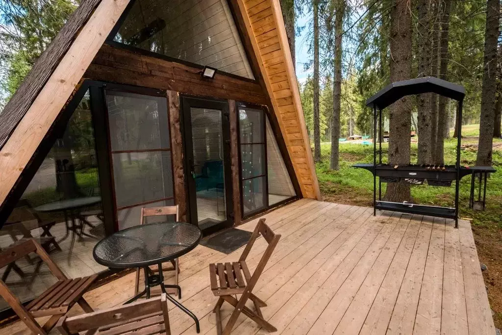 Дом в Карелия, Сортавальский муниципальный округ, пос. Рускеала ш. ... - Фото 2