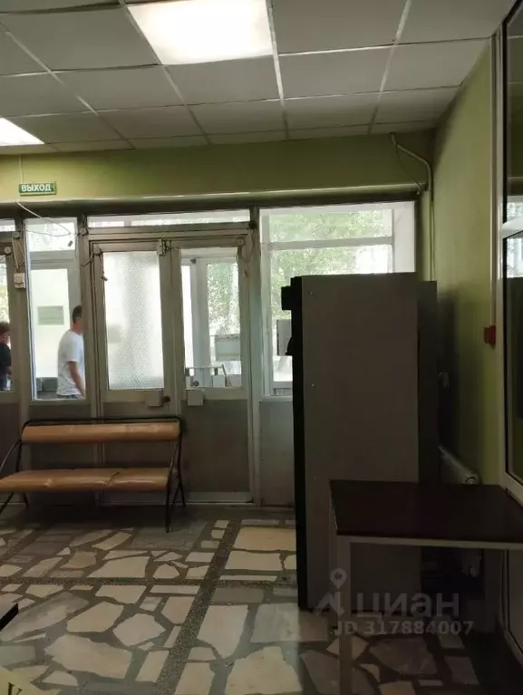 Помещение свободного назначения в Свердловская область, Екатеринбург ... - Фото 0
