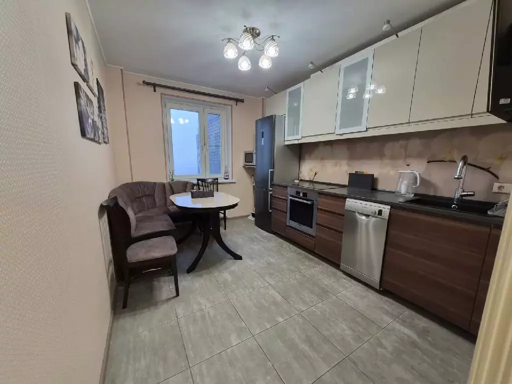 Продается 2-комнатная квартира - Фото 1