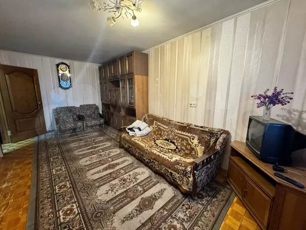 1-к. квартира, 38 м, 9/9 эт. - Фото 0