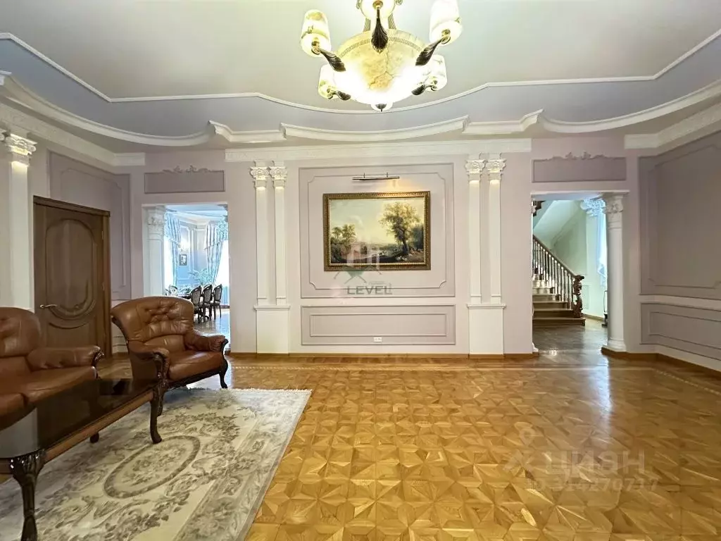 Дом в Саратовская область, Саратов Зональный мкр,  (371 м) - Фото 1