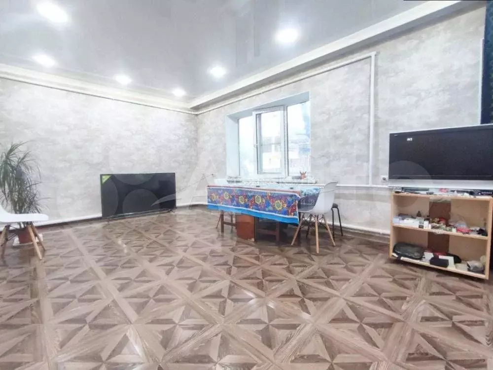 Дом 100 м на участке 6 сот. - Фото 1