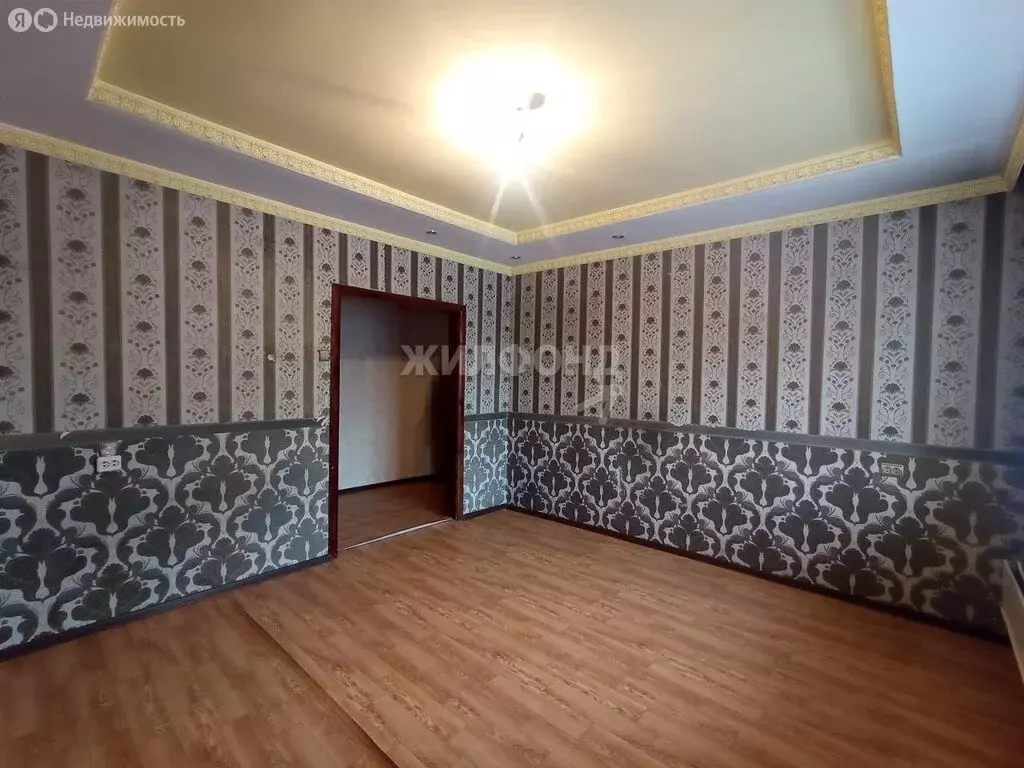 3-комнатная квартира: Кызыл, улица Ооржака Лопсанчапа, 27 (63 м) - Фото 1