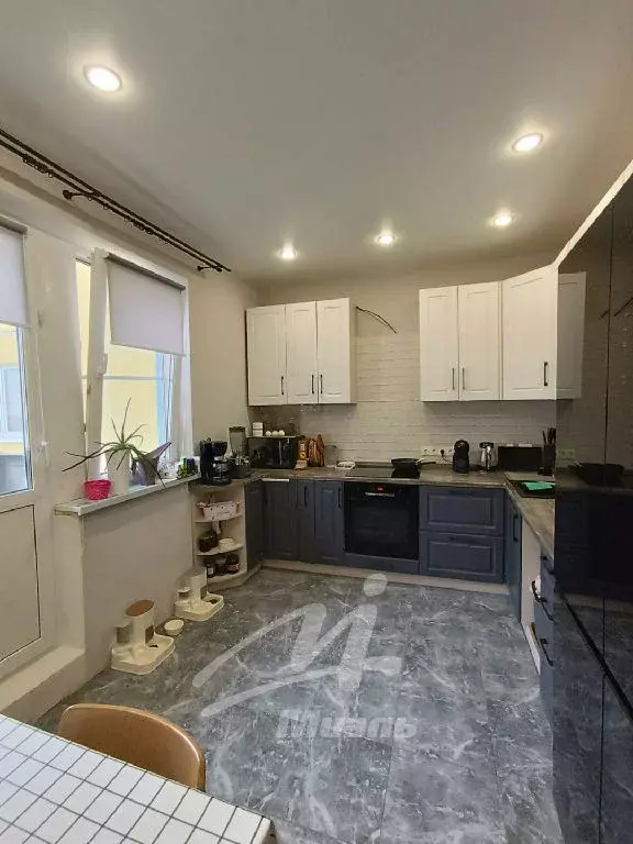 Продается 3-комнатная квартира - Фото 1