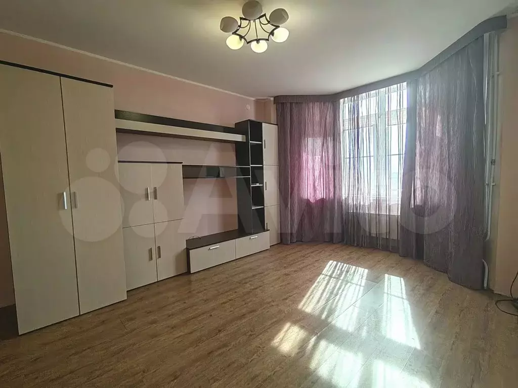 1-к. квартира, 31 м, 7/10 эт. - Фото 0