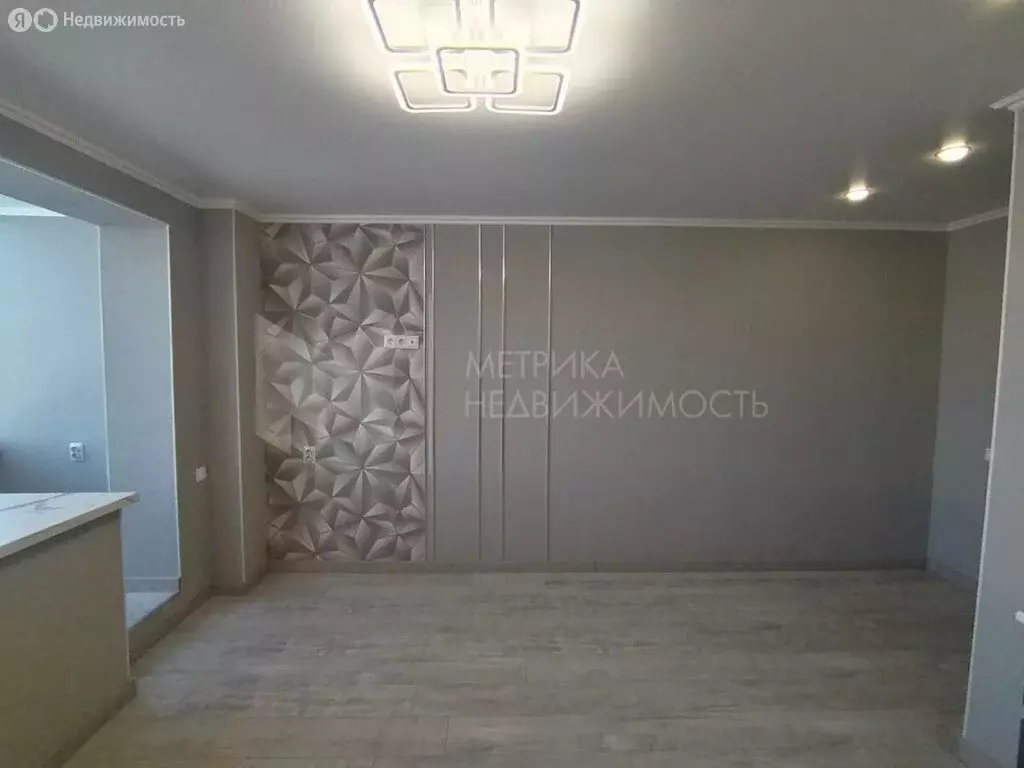 Квартира-студия: Тюмень, улица Мельникайте, 50А (22 м) - Фото 1