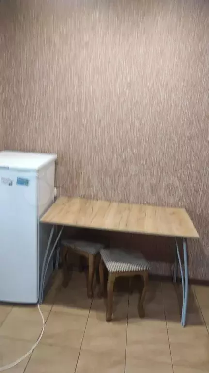 1-к. квартира, 42 м, 2/5 эт. - Фото 1