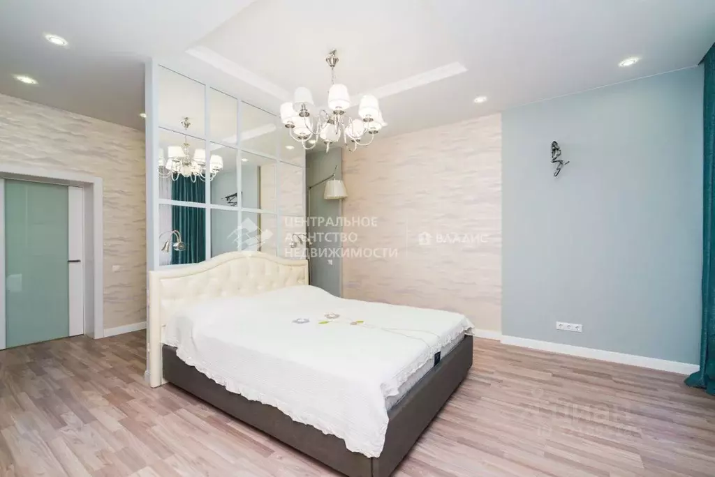 3-к кв. Рязанская область, Рязань ул. Урицкого, 45 (140.0 м) - Фото 1