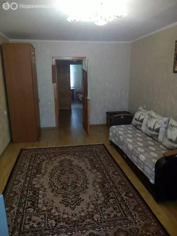 1-комнатная квартира: Губкин, улица Дзержинского, 80 (40.2 м) - Фото 1