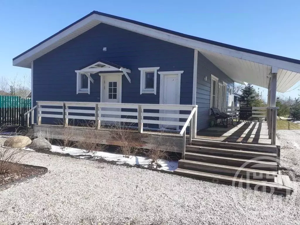 Коттедж в Ленинградская область, Лужский район, Скребловское с/пос, д. ... - Фото 1