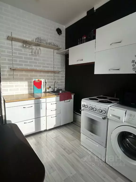 1-к кв. Красноярский край, Красноярск Пихтовая ул., 57 (40.7 м) - Фото 2