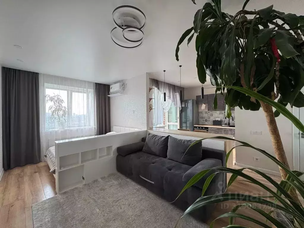 1-к кв. Приморский край, Владивосток ул. Нейбута, 8 (38.0 м) - Фото 0