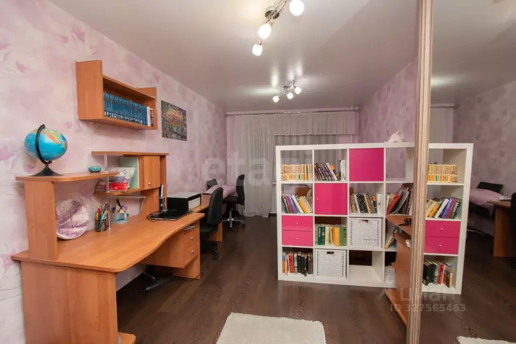 3-к кв. Кемеровская область, Новокузнецк ул. Кирова, 91 (72.7 м) - Фото 1