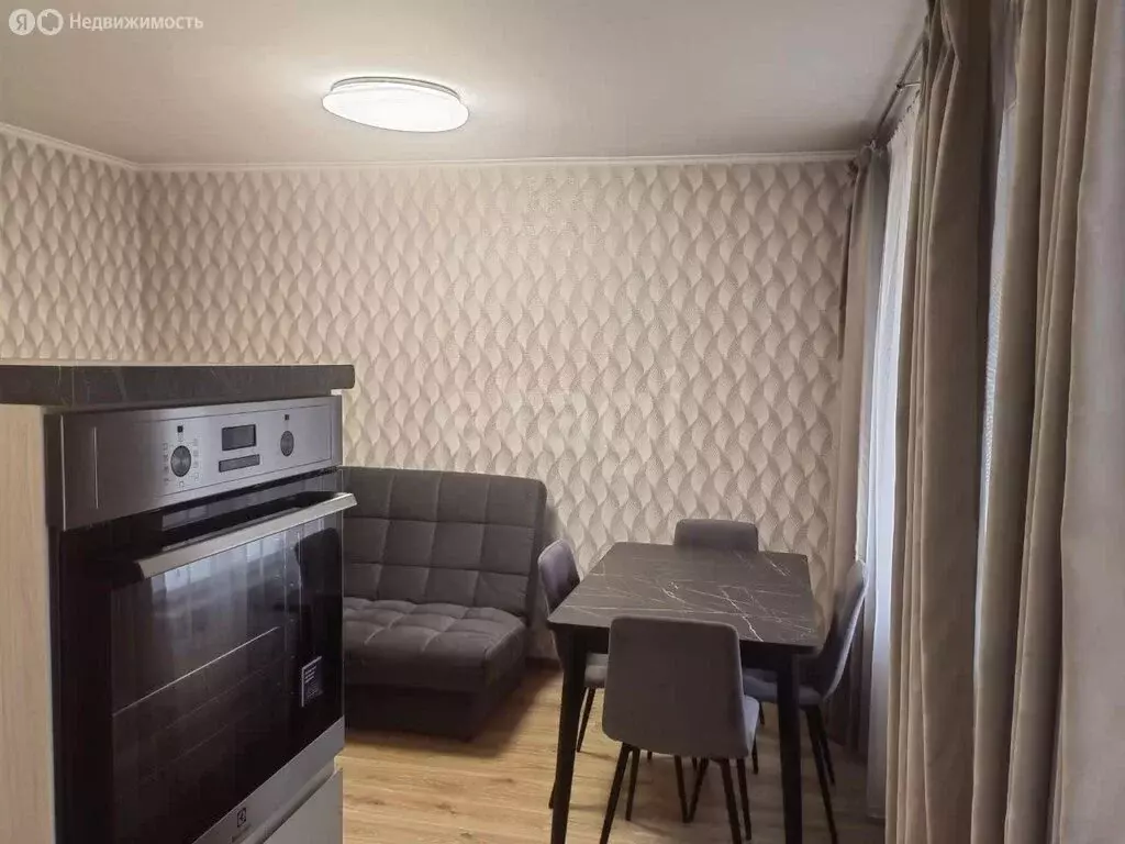 3-комнатная квартира: Улан-Удэ, Ключевская улица, 45 (56.7 м) - Фото 1