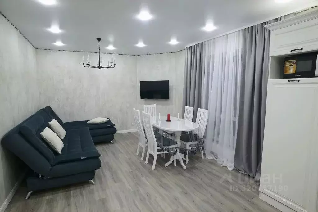 Комната Карачаево-Черкесия, Зеленчукский район, с. Архыз ул. ... - Фото 1