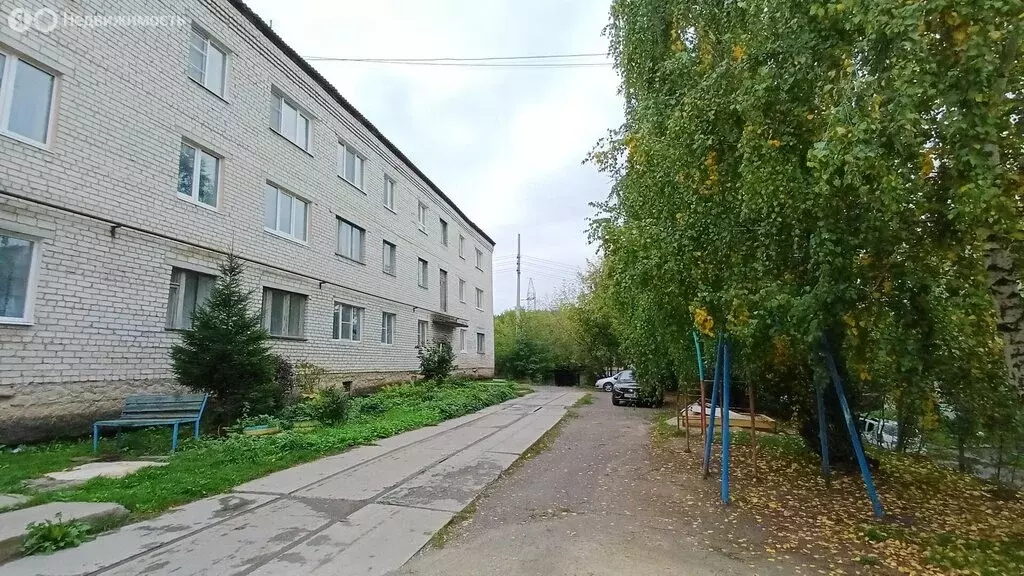 3-комнатная квартира: Сухой Лог, Фабричная улица, 21 (66 м) - Фото 1