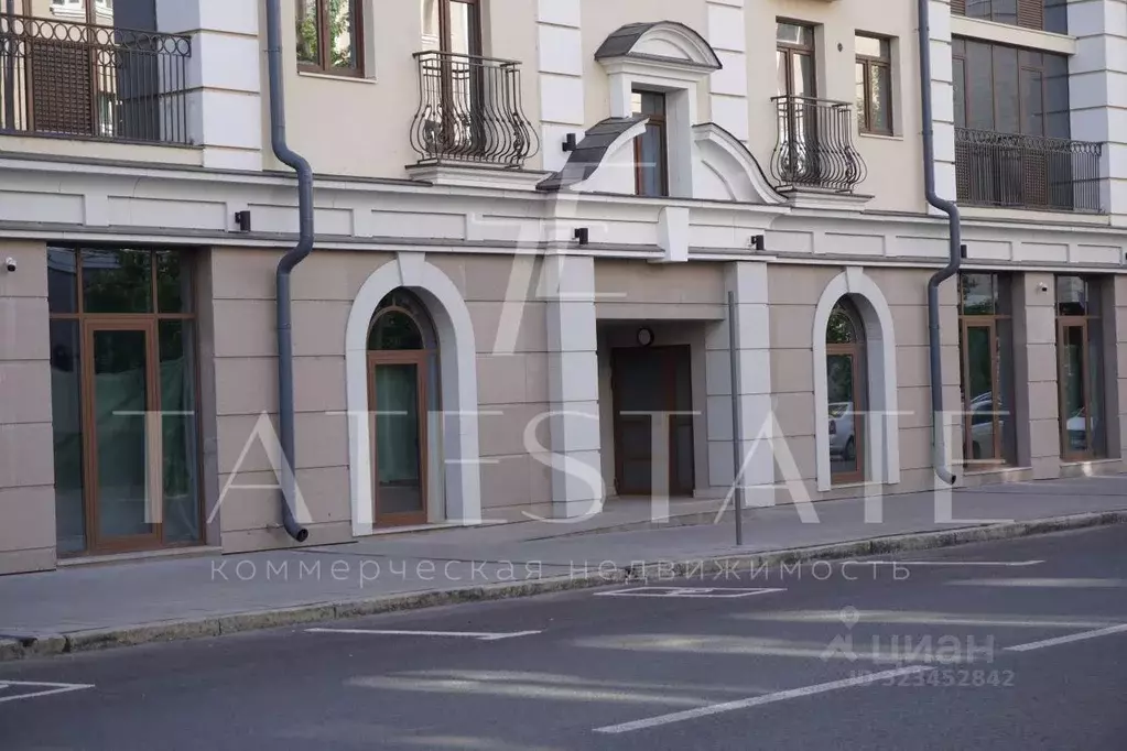 Торговая площадь в Татарстан, Казань ул. Гаяза Исхаки, 8 (95 м) - Фото 2