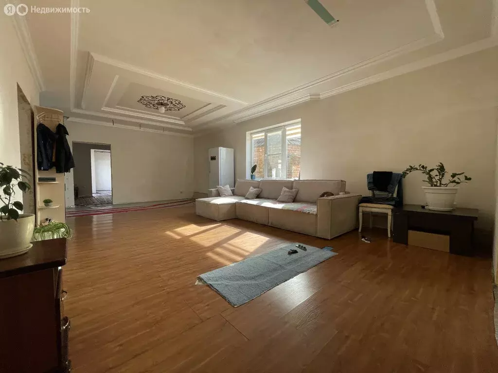 Дом в село Аушигер, улица А.Б. Бицуева, 59А (220 м) - Фото 2