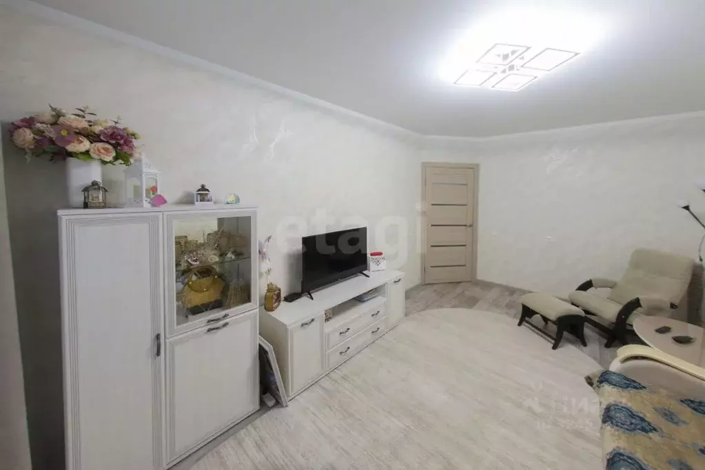 2-к кв. Татарстан, Альметьевск Алсу мкр, ул. Рината Галеева, 22 (58.0 ... - Фото 1