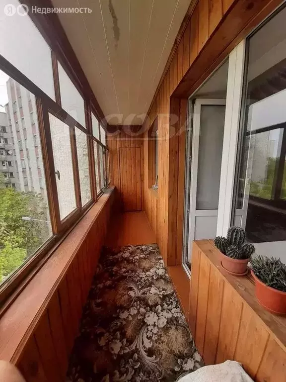 3-комнатная квартира: Тюмень, улица Мельникайте, 44/2 (74.9 м) - Фото 0