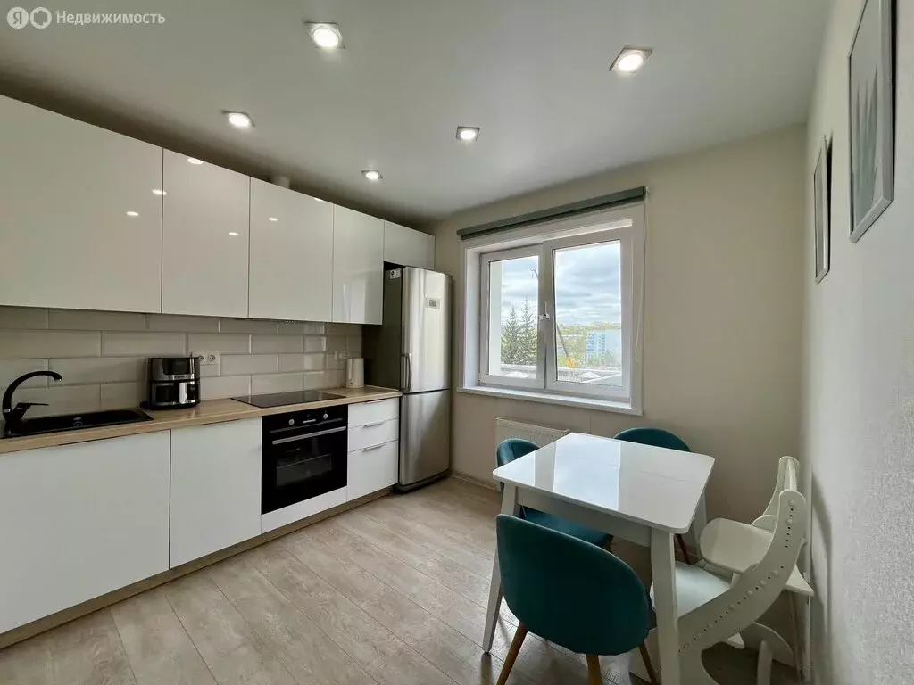 2-комнатная квартира: Иркутск, улица Бородина, 7/2 (56 м) - Фото 1
