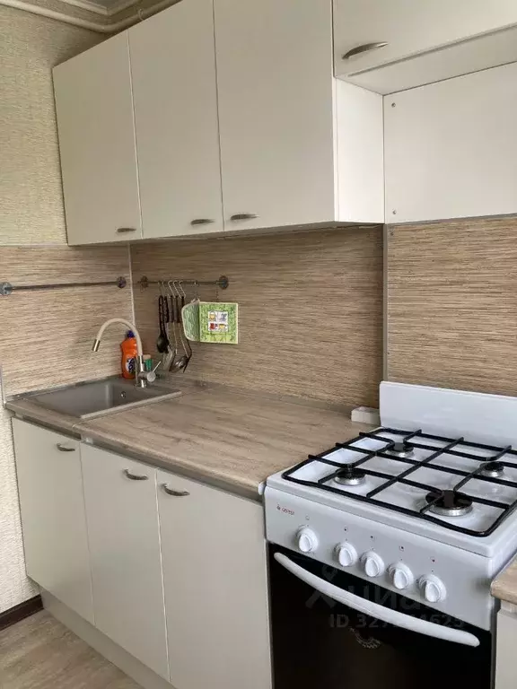 1-к кв. Башкортостан, Уфа ул. Октябрьской Революции, 73 (30.0 м) - Фото 1