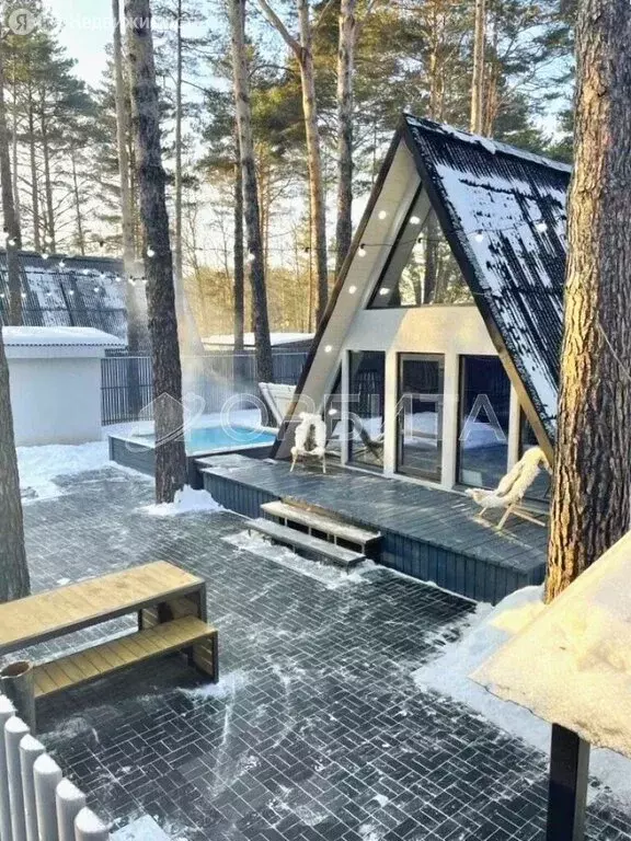 Дом в Тюменский муниципальный округ, рабочий посёлок Боровский, ... - Фото 1