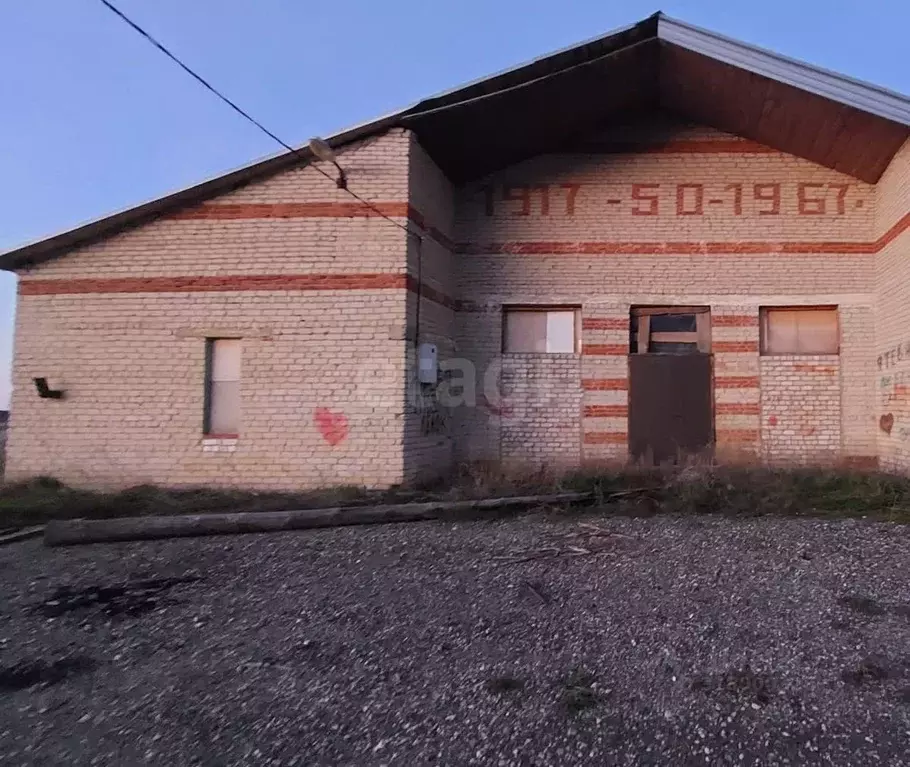 Помещение свободного назначения в Мордовия, Атяшевский район, с. ... - Фото 1