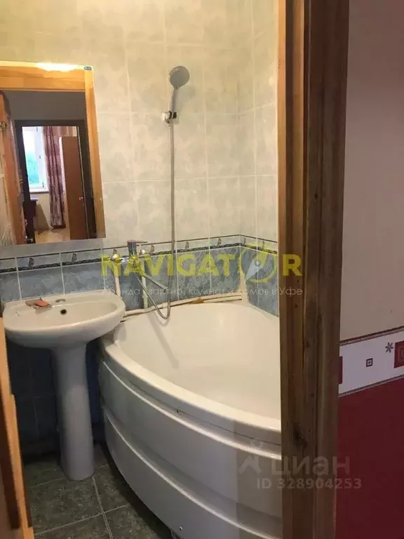 2-к кв. Башкортостан, Уфа ул. Салавата, 17 (50.0 м) - Фото 2