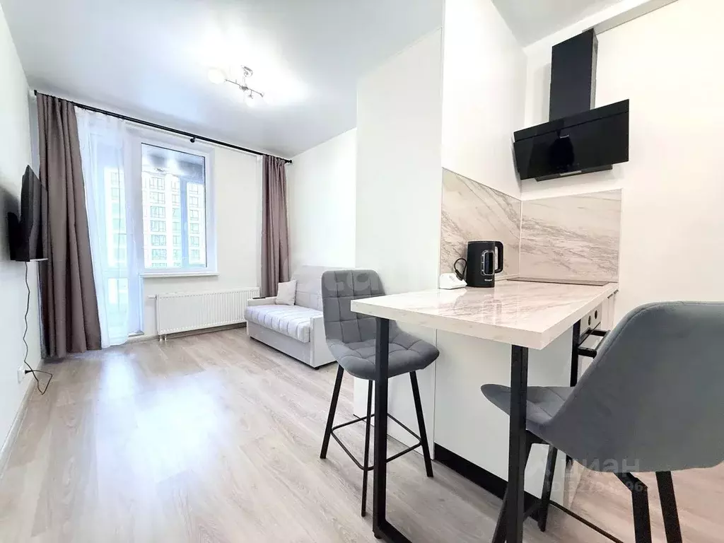 Студия Ленинградская область, Мурино Всеволожский район, ул. ... - Фото 1