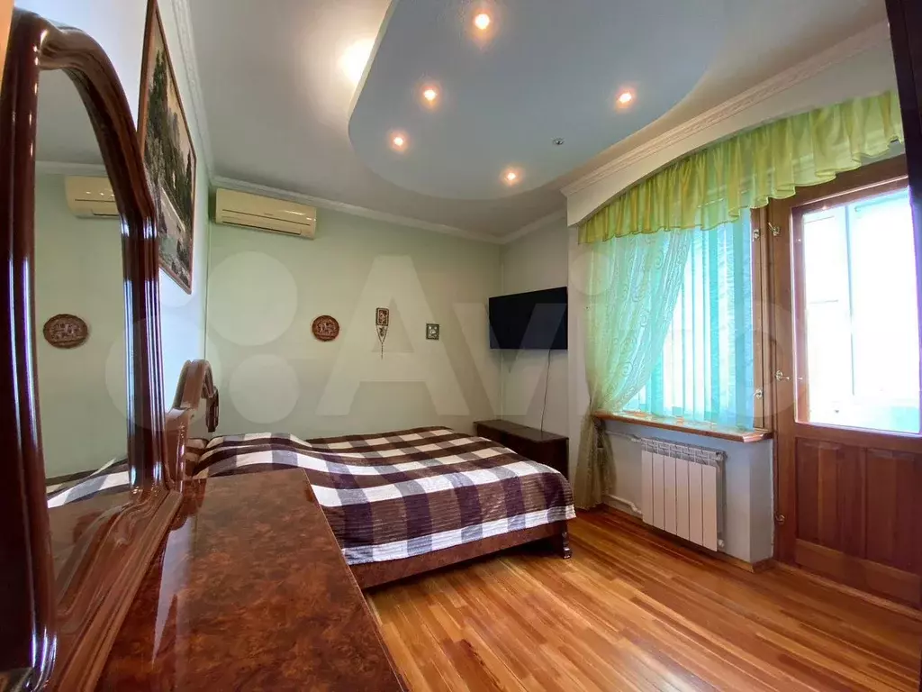 4-к. квартира, 90 м, 9/10 эт. - Фото 1