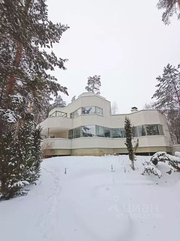 Дом в Свердловская область, Сысертский городской округ, пос. Верхняя ... - Фото 1