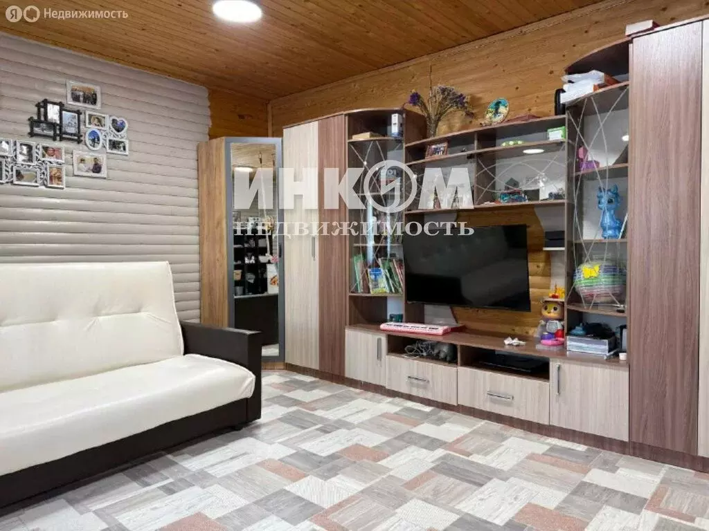 Дом в Одинцовский городской округ, деревня Татарки, 66/5 (212 м) - Фото 1