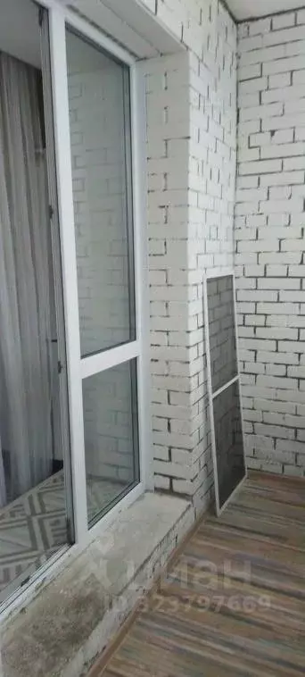 Студия Омская область, Омск ул. 9-я Северная, 99к1 (37.0 м) - Фото 2