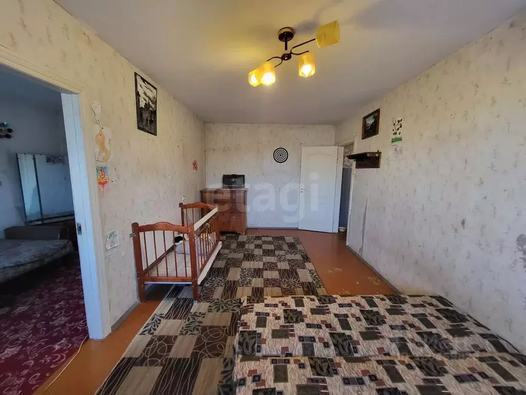 3-к кв. Псковская область, Порхов ул. Пушкина, 35 (56.0 м) - Фото 1