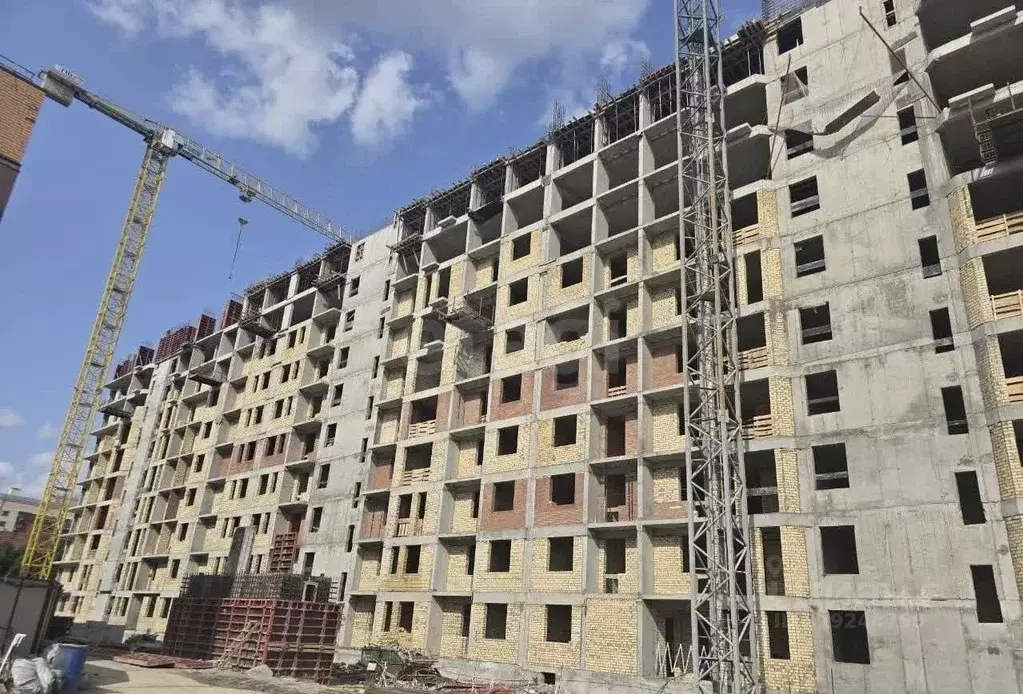 2-к кв. Татарстан, Казань ул. Рауиса Гареева, 78 (52.0 м) - Фото 0