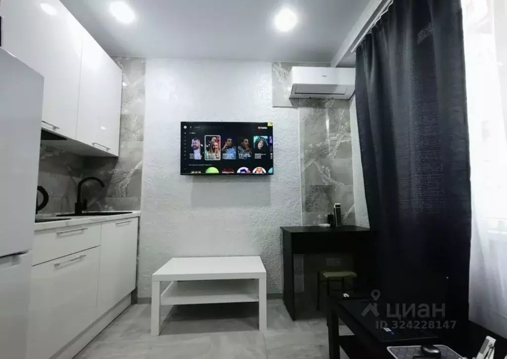 Студия Краснодарский край, Сочи ул. Яна Фабрициуса, 66литБ1 (18.0 м) - Фото 1