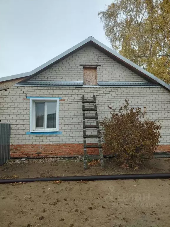 Дом в Саратовская область, Энгельсский район, Терновское муниципальное ... - Фото 1