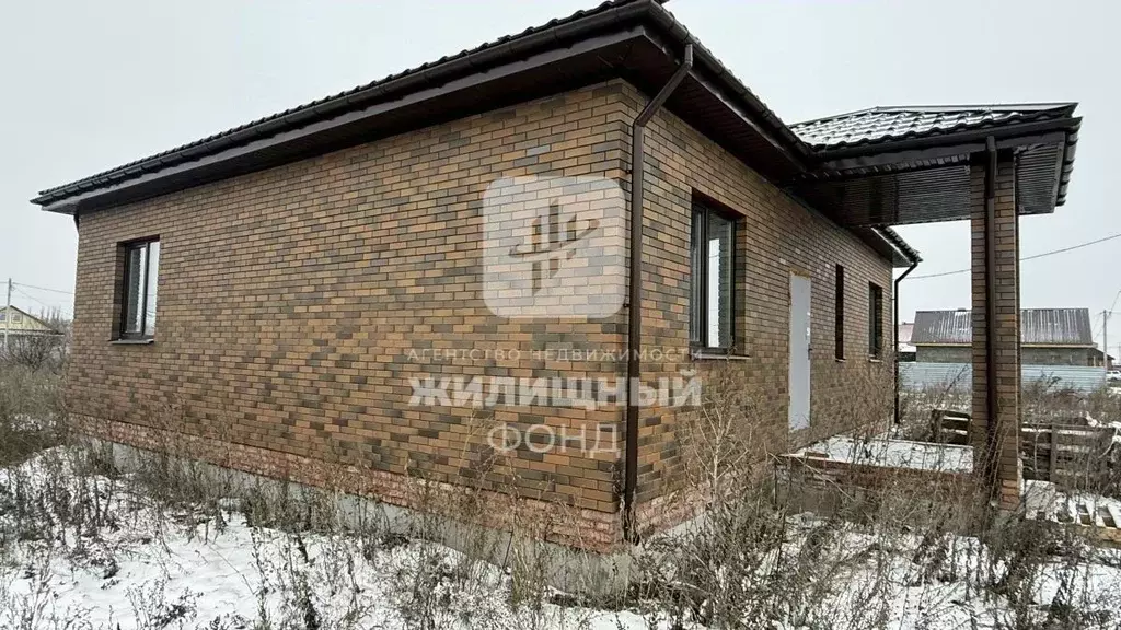 Дом в Саратовская область, Энгельсский район, Новопушкинское ... - Фото 2