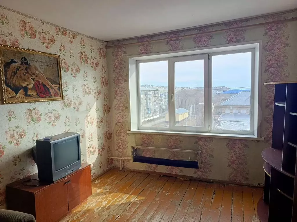Комната 18 м в 2-к., 5/5 эт. - Фото 0