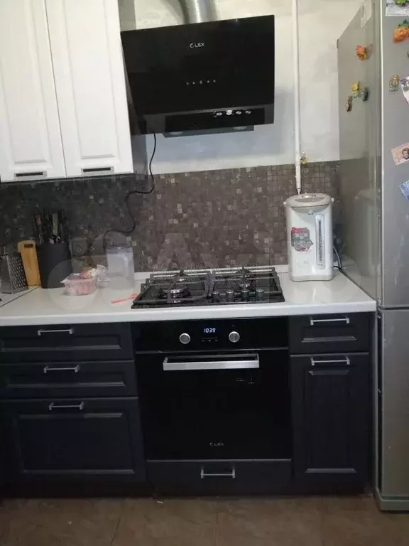 2-к. квартира, 54 м, 1/5 эт. - Фото 0
