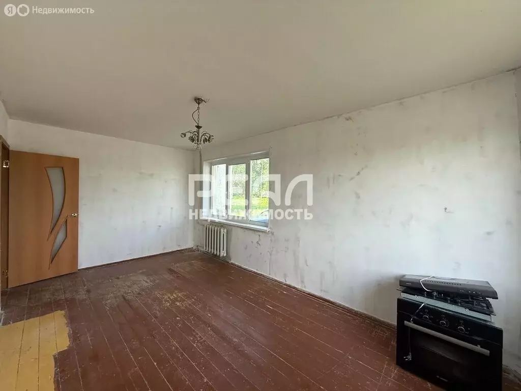 3-комнатная квартира: деревня Извара, 8 (61.2 м) - Фото 2
