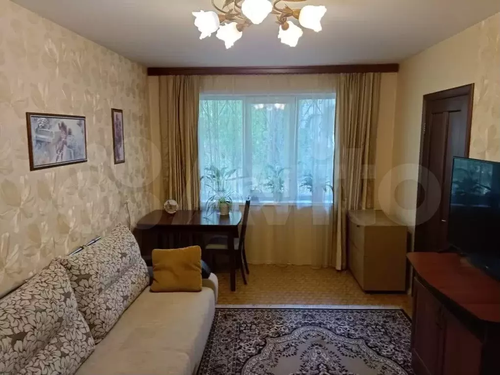 4-к. квартира, 61 м, 1/5 эт. - Фото 0