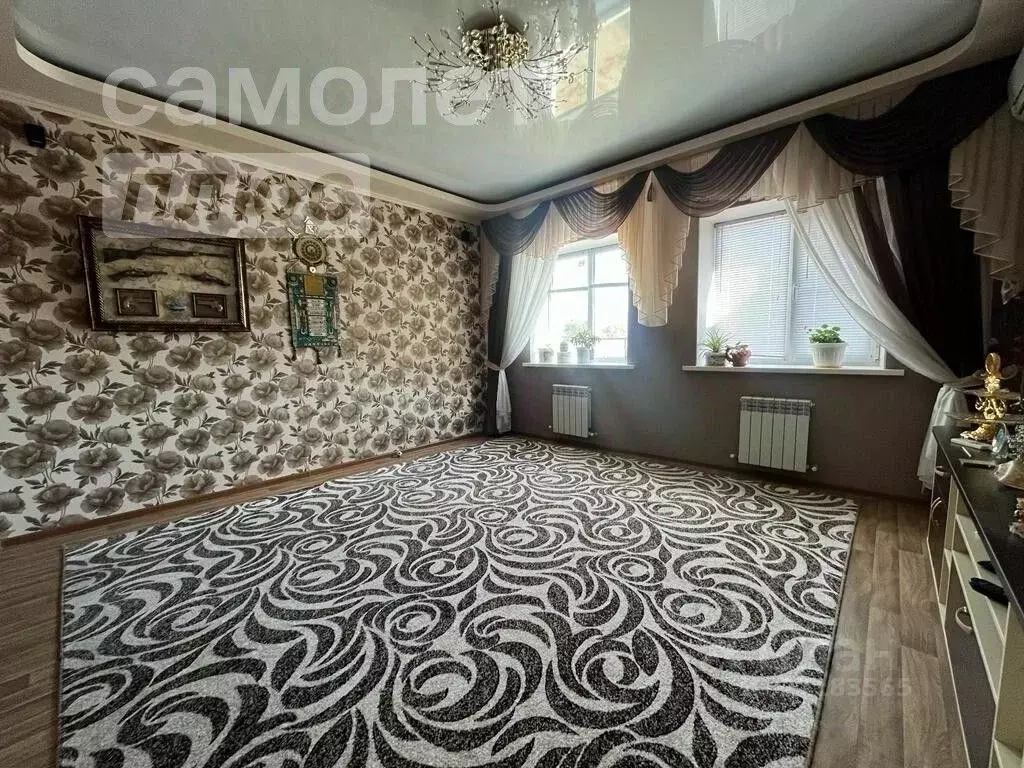 Дом в Астраханская область, Астрахань Карагалинская ул., 41 (168 м) - Фото 1